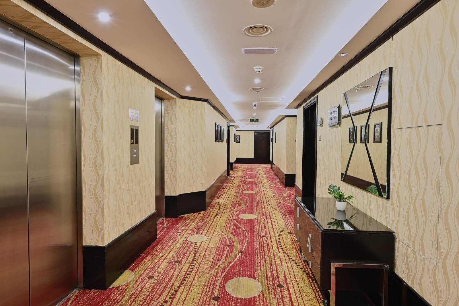 pavilion__palace__hotel__3